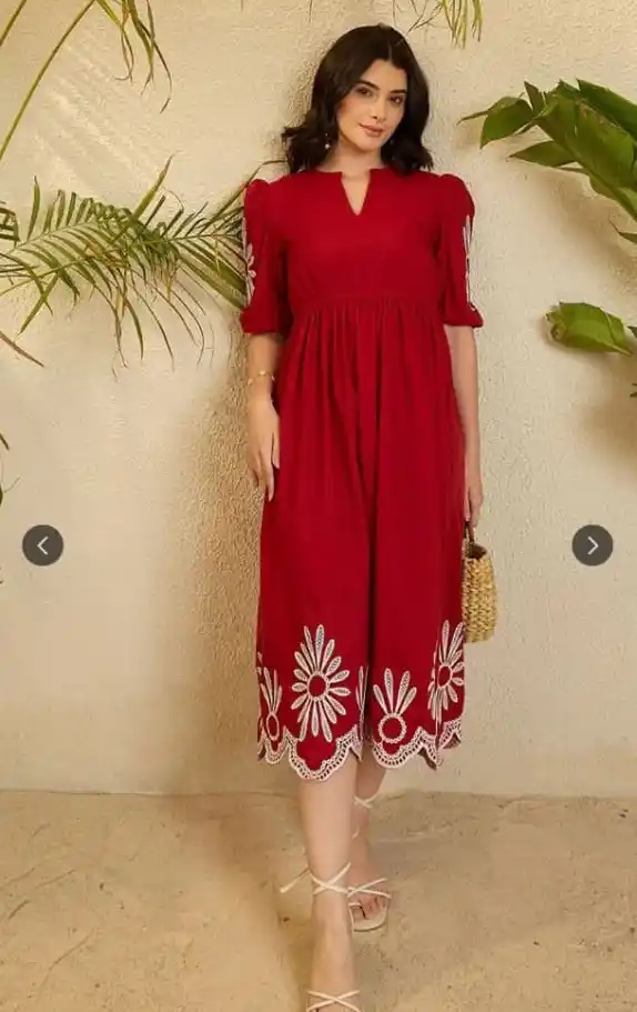 Ye h Red Embroidery Puff Sleeve midi Dress.